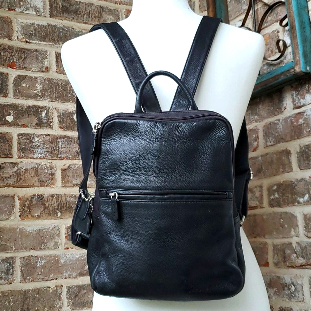 Fossil Black Leather Adjustable Straps Backpack